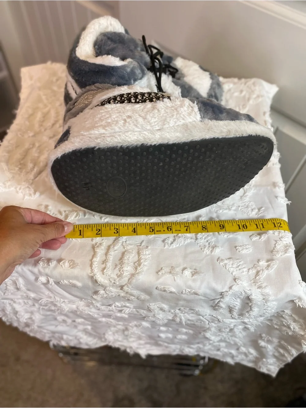 Nike Plush Fuzzy Slipper Boots - White & Charcoal Gray